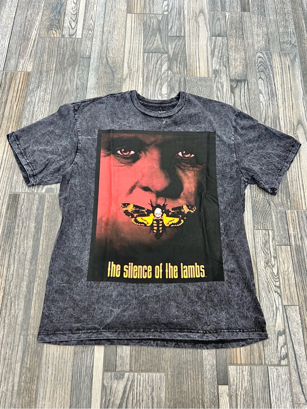 👁️NEW The Silence of the Lambs Graphic T-Shirt Gray Acid Wash Mineral Wash XL